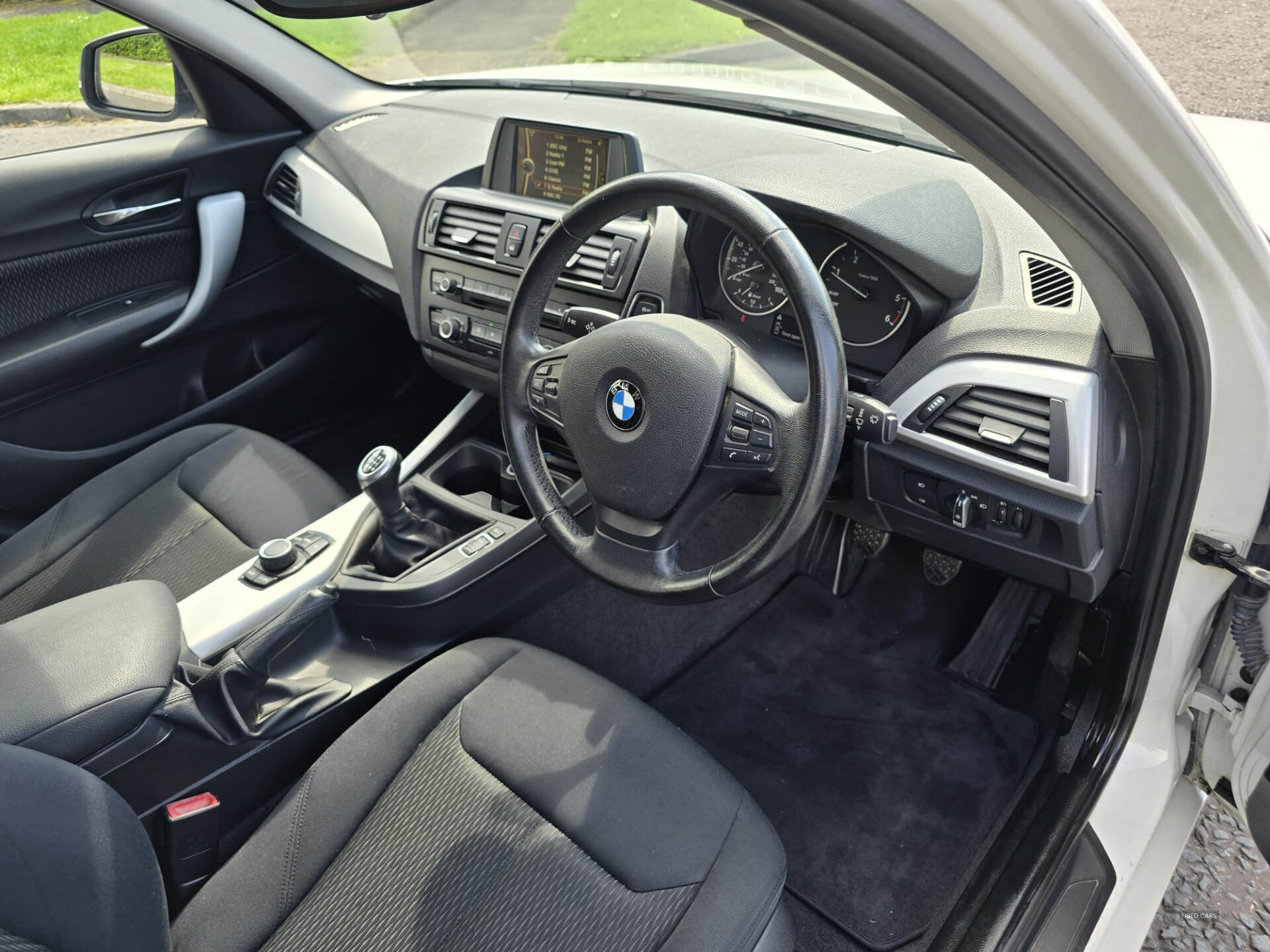 BMW 1 Series DIESEL HATCHBACK in Down
