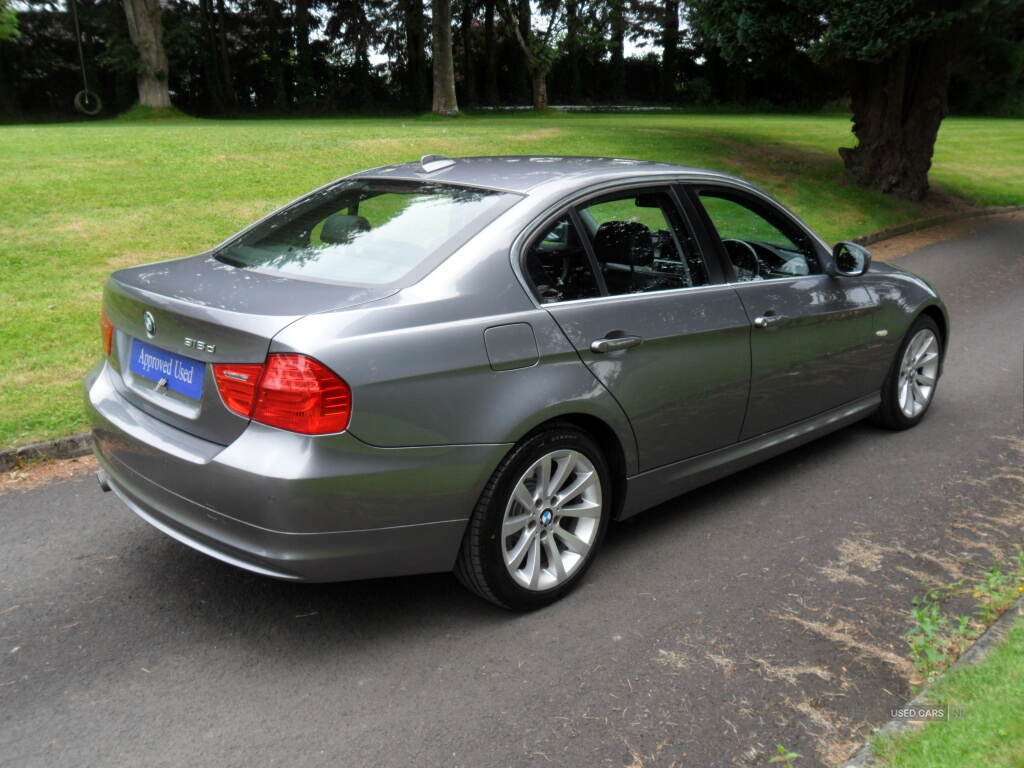Jun 2011 BMW 3 Series 318d Exclusive Edition 4dr