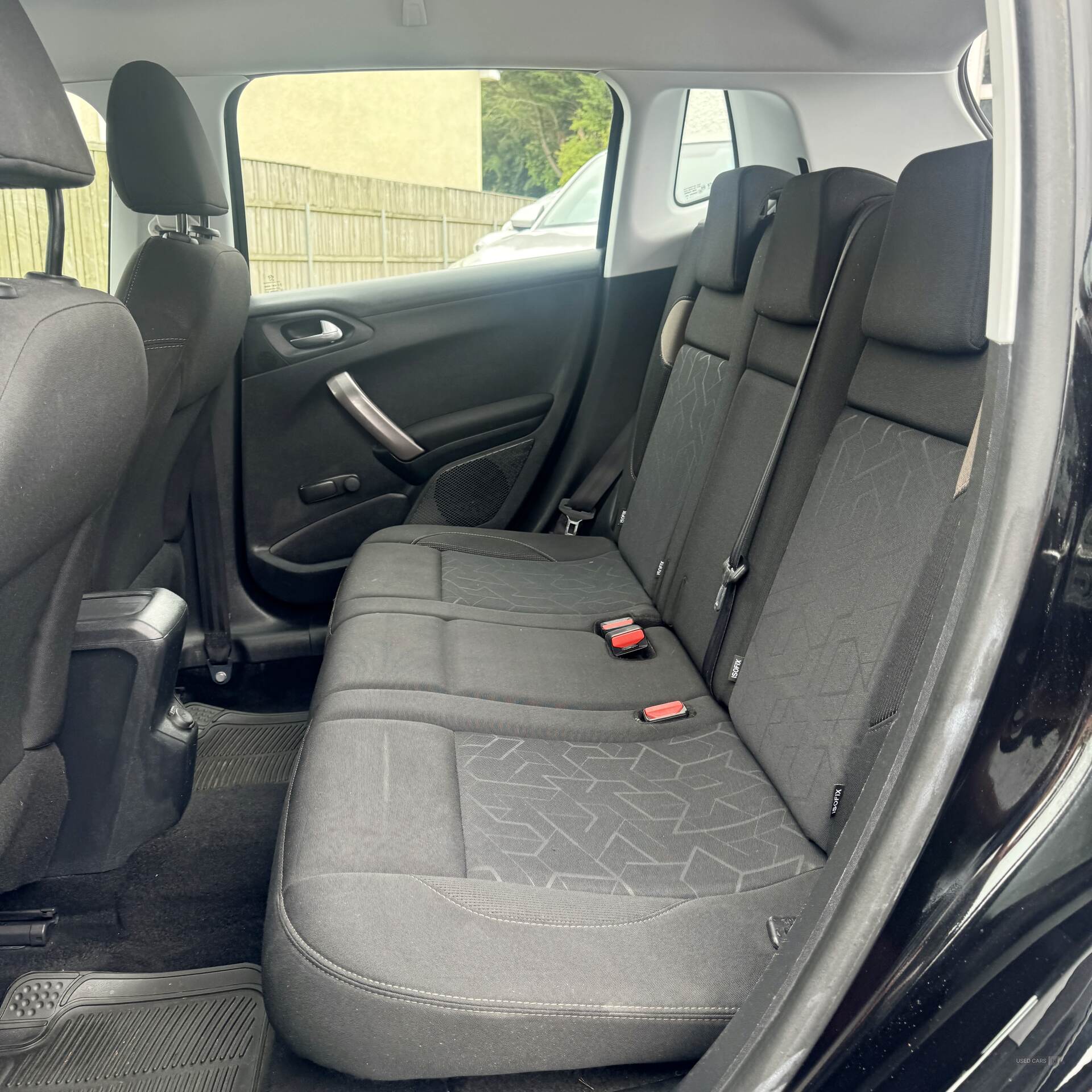 Oct 2015 Peugeot 2008 1.6 BlueHDi 75 Active 5dr