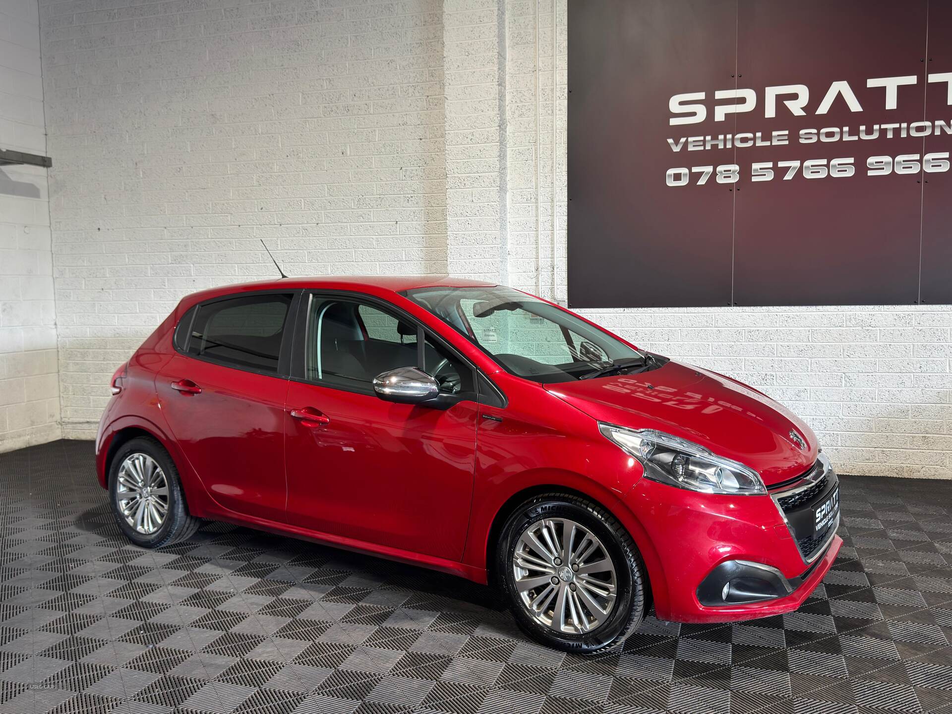 Jun 2019 Peugeot 208 1.2 PureTech 82 Signature 5dr [Start Stop]