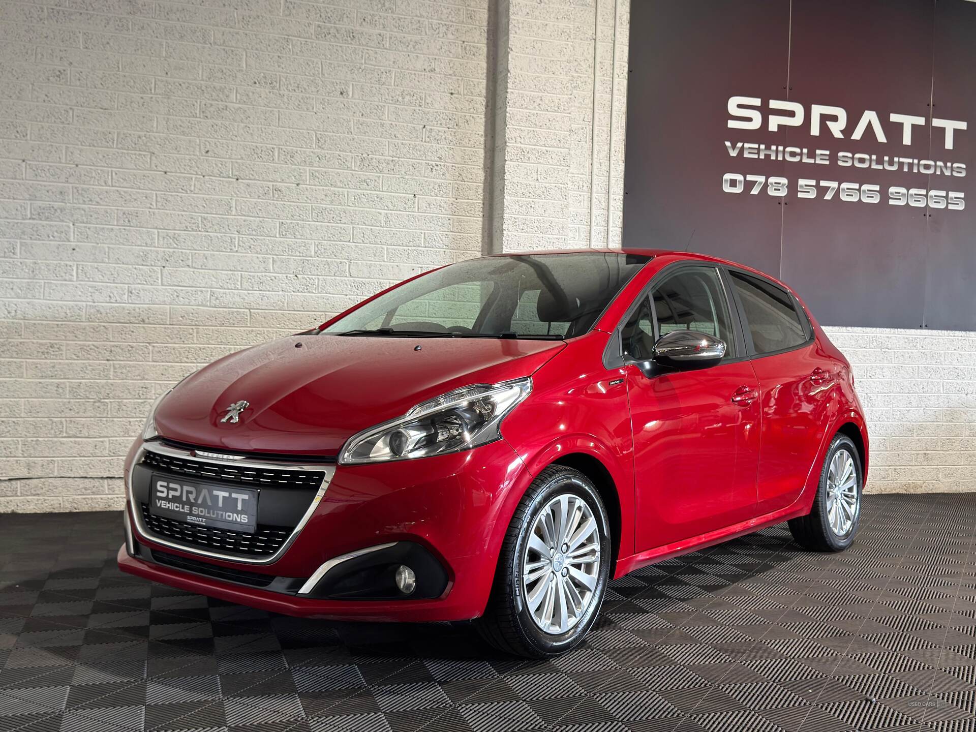 Jun 2019 Peugeot 208 1.2 PureTech 82 Signature 5dr [Start Stop]