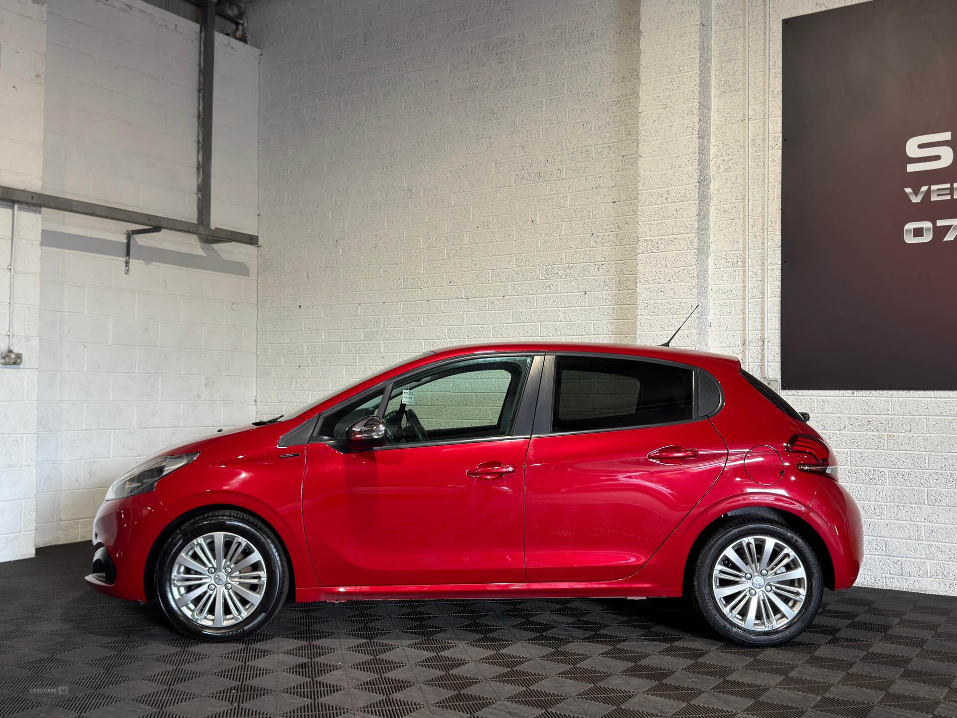 Jun 2019 Peugeot 208 1.2 PureTech 82 Signature 5dr [Start Stop]