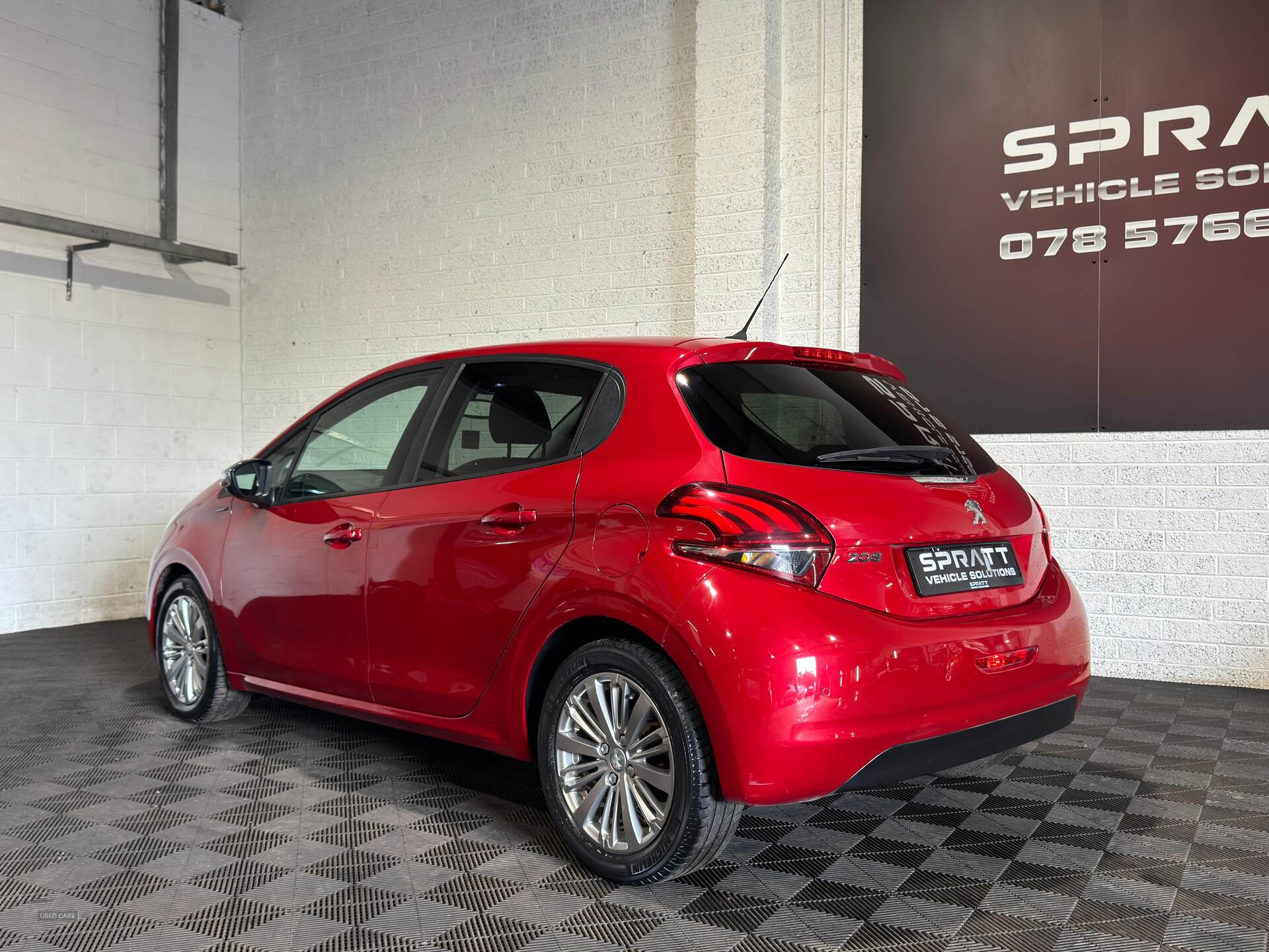 Jun 2019 Peugeot 208 1.2 PureTech 82 Signature 5dr [Start Stop]