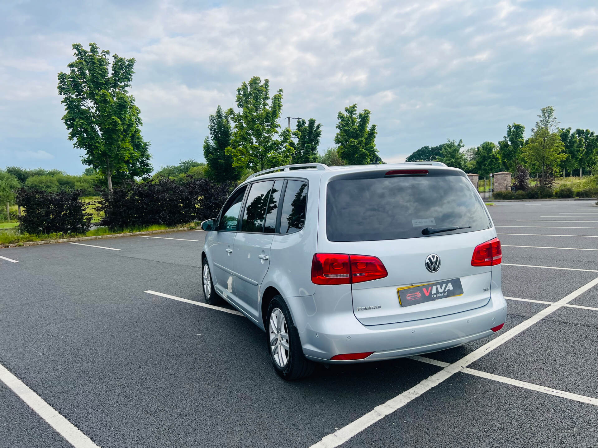 Jun 2011 Volkswagen Touran 1.6 TDI 105 SE 5dr