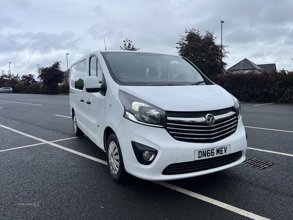 Jan 2017 Vauxhall Vivaro 2900 1.6CDTI 115PS Sportive H1 DoubleCab