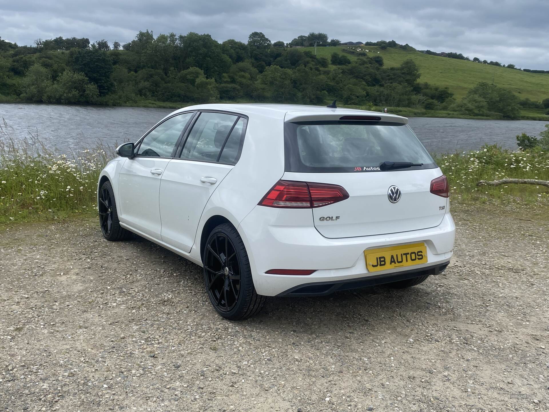 Dec 2017 Volkswagen Golf 1.0 TSI S 5dr