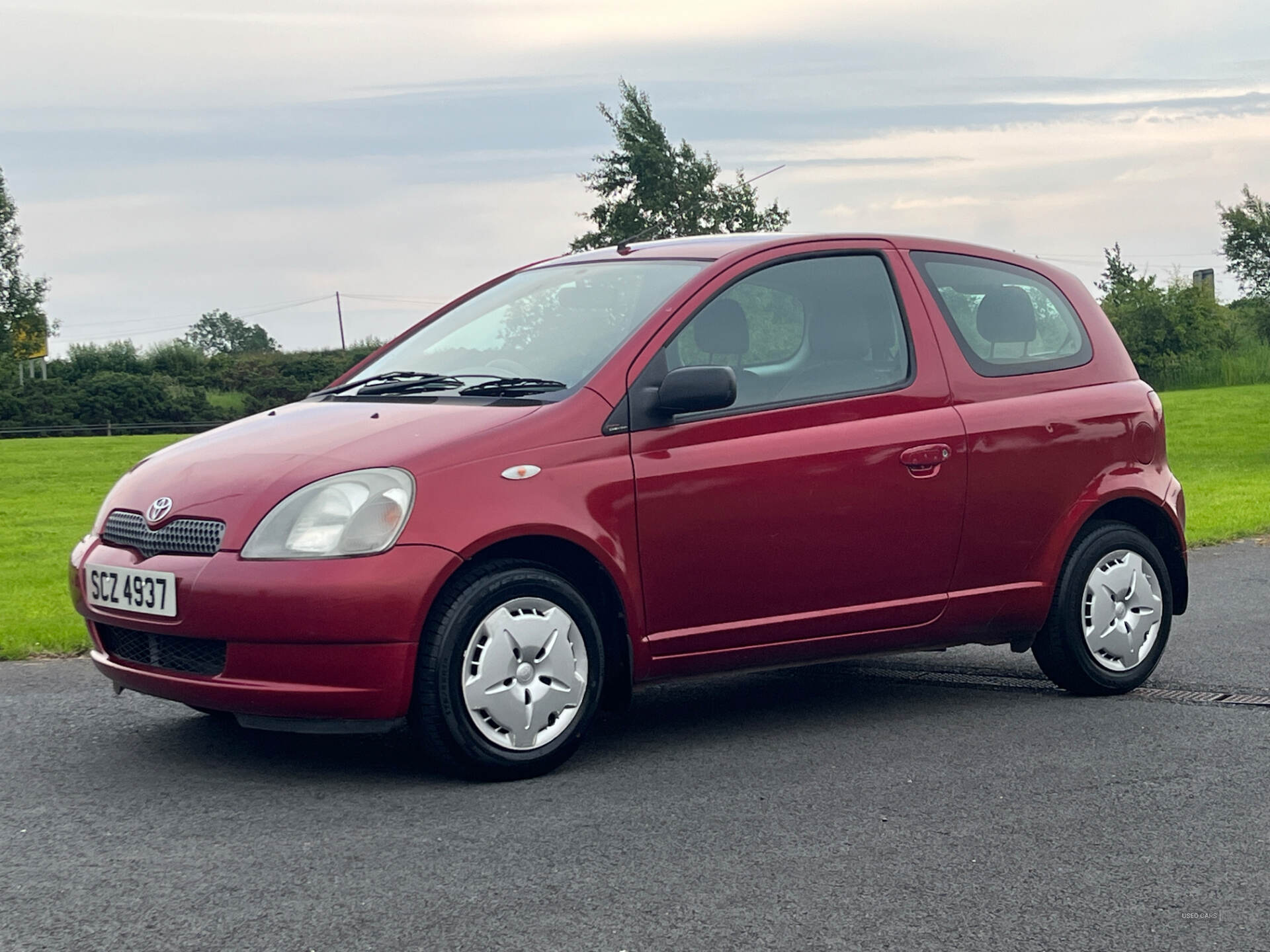 Apr 2003 Toyota Yaris 1.0 VVTi Colour Collection 3dr