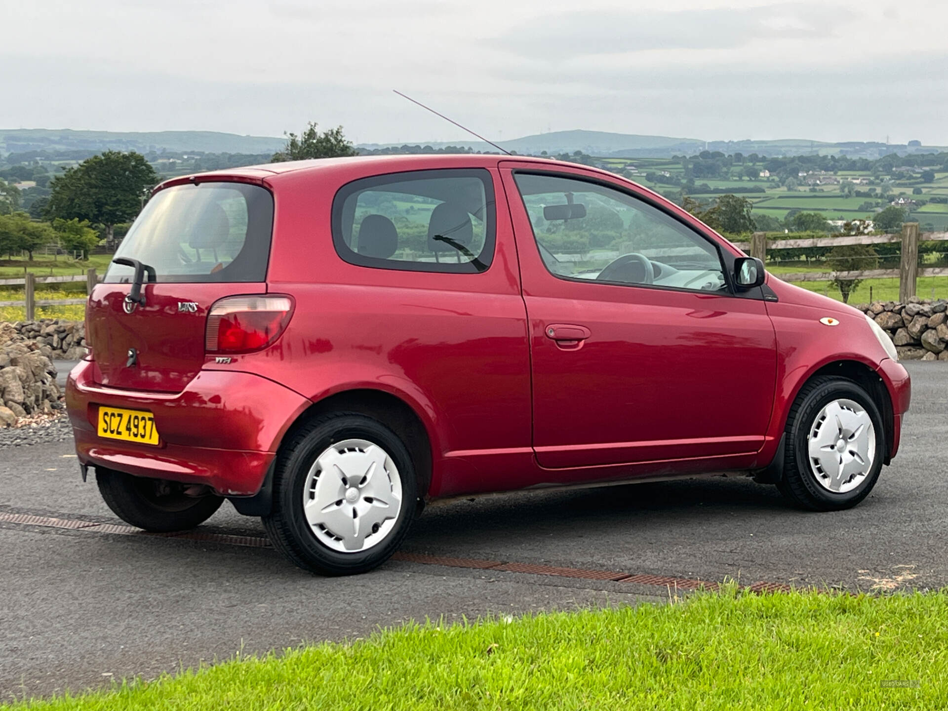 Apr 2003 Toyota Yaris 1.0 VVTi Colour Collection 3dr