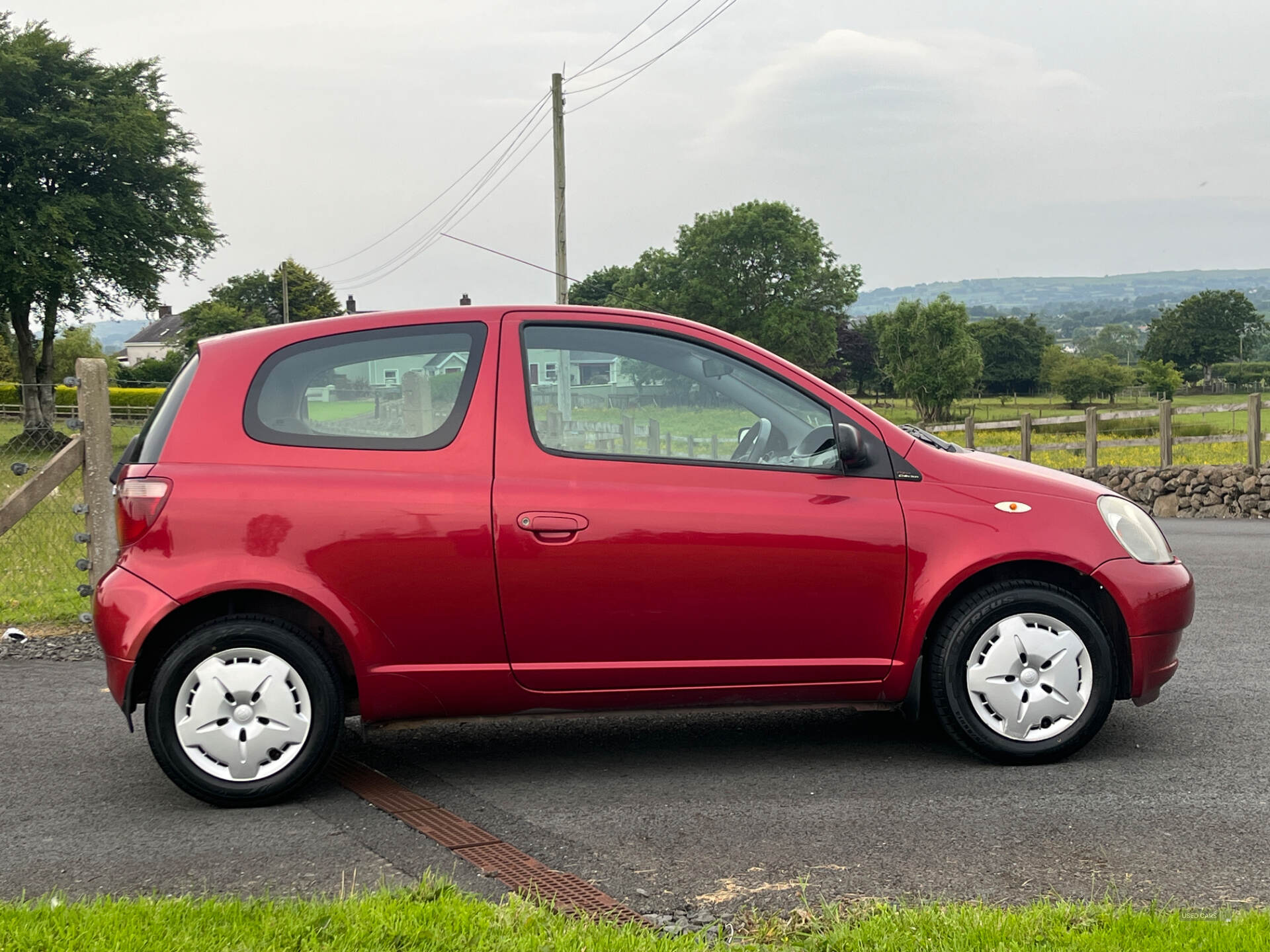 Apr 2003 Toyota Yaris 1.0 VVTi Colour Collection 3dr