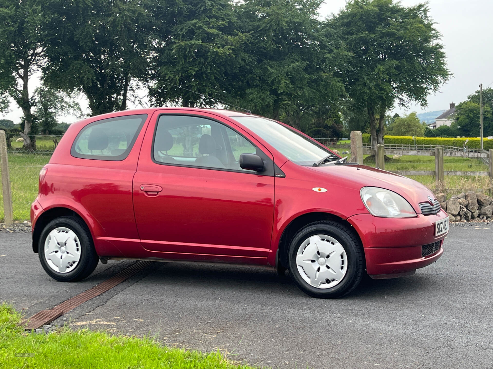 Apr 2003 Toyota Yaris 1.0 VVTi Colour Collection 3dr
