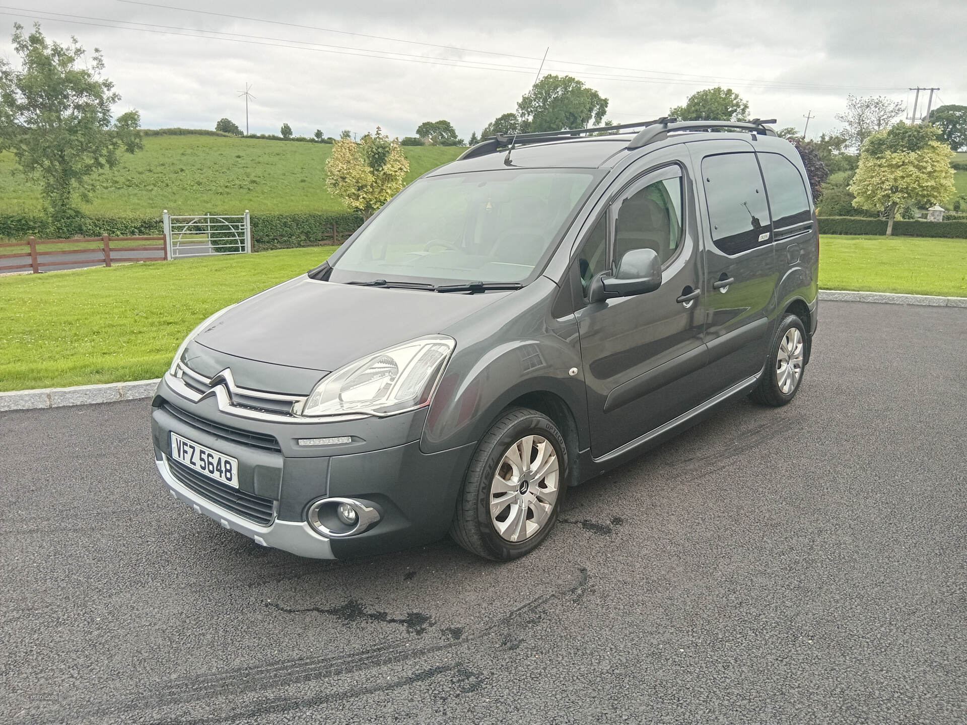 Jan 2015 Citroen Berlingo Multispace 1.6 HDi 115 XTR 5dr