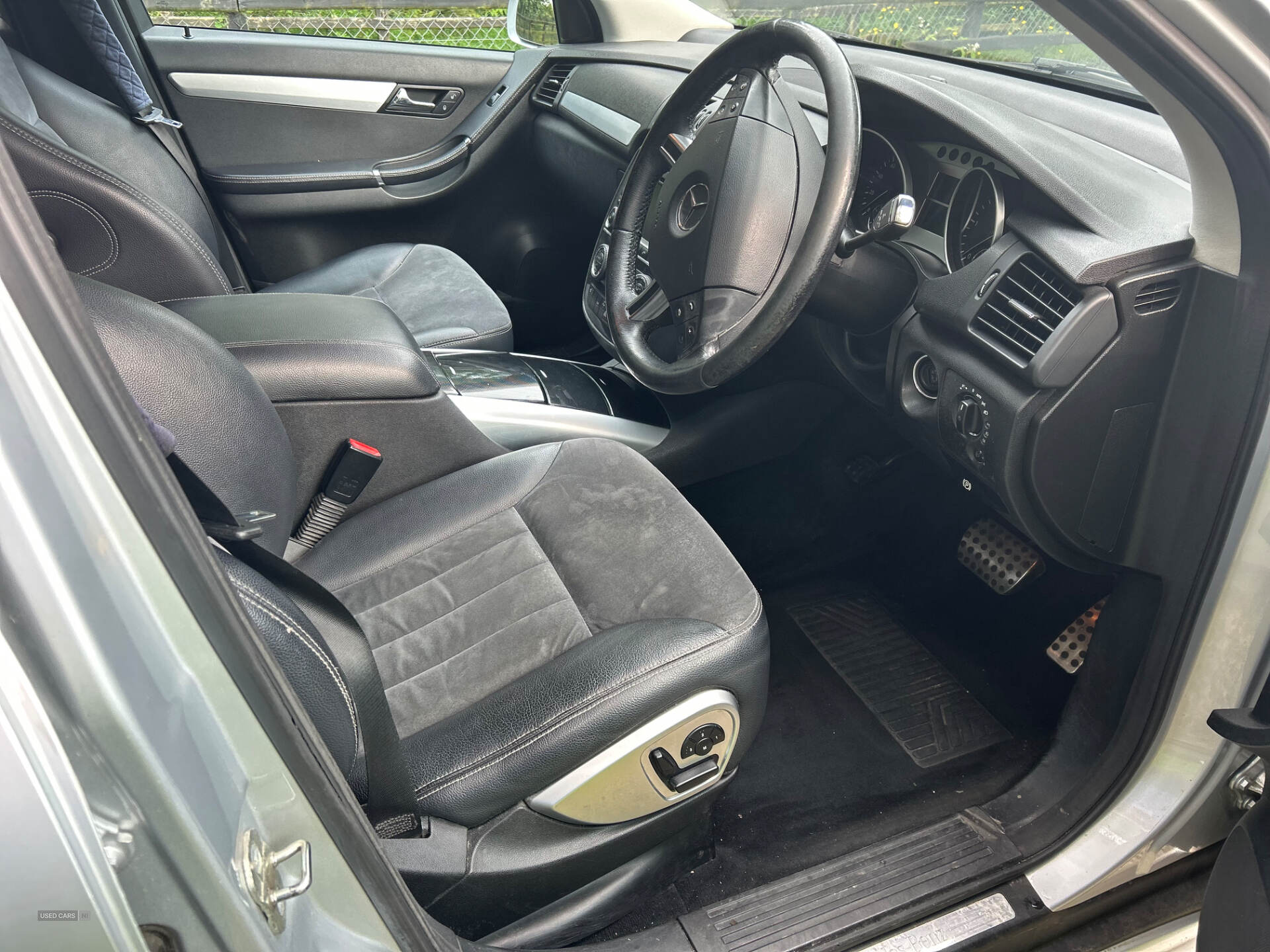 Feb 2008 Mercedes R-Class R320L CDI Sport 5dr [AMG Bodykit] Auto