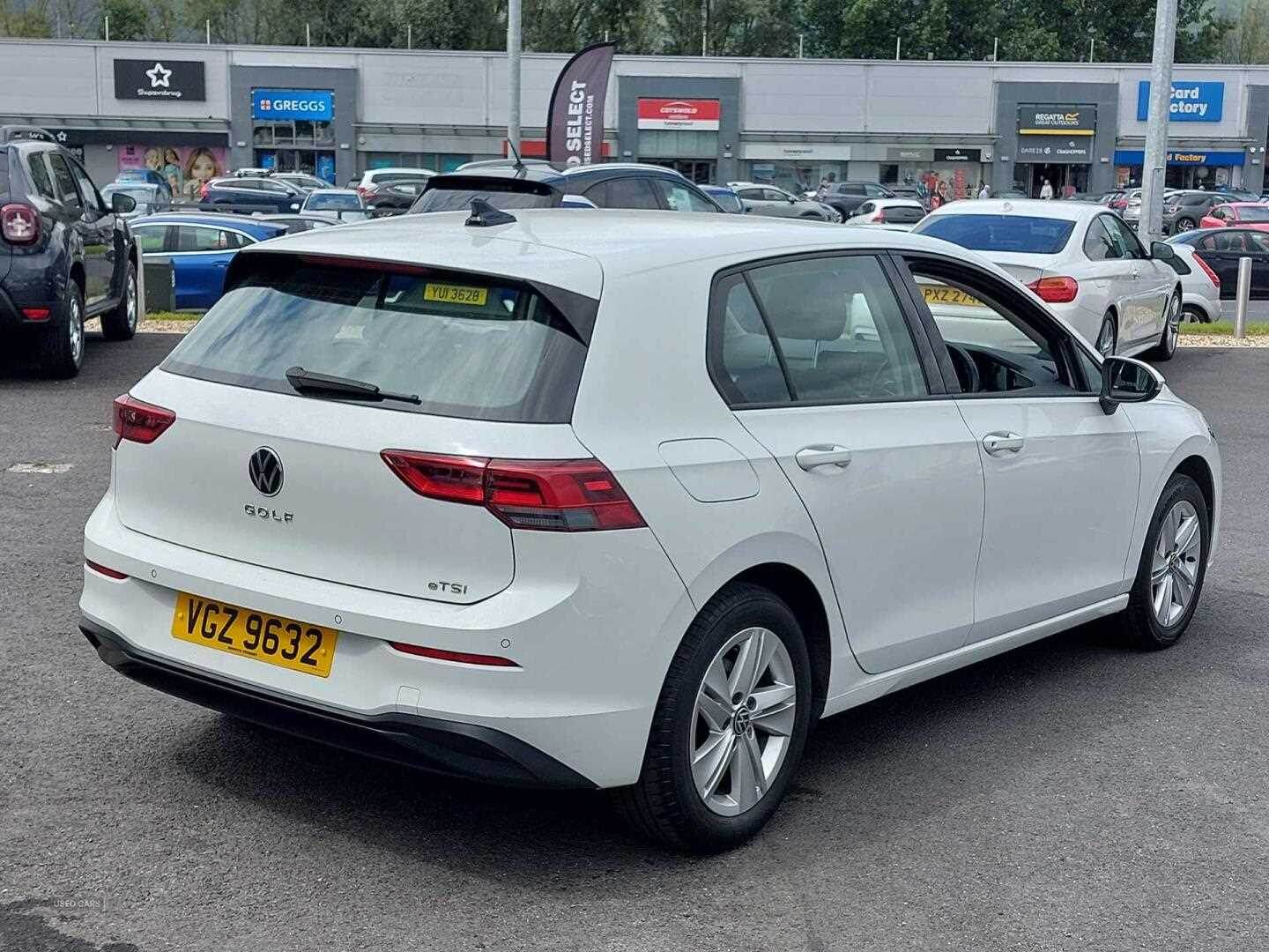 Feb 2022 Volkswagen Golf 1.5 eTSI 150 Life 5dr DSG