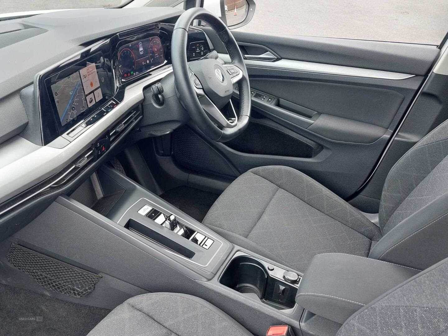 Feb 2022 Volkswagen Golf 1.5 eTSI 150 Life 5dr DSG