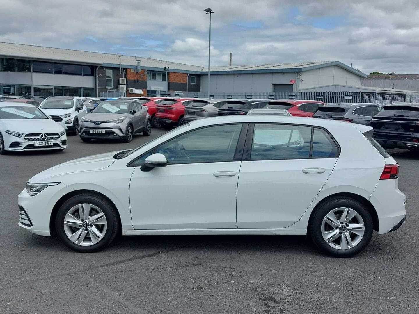 Feb 2022 Volkswagen Golf 1.5 eTSI 150 Life 5dr DSG