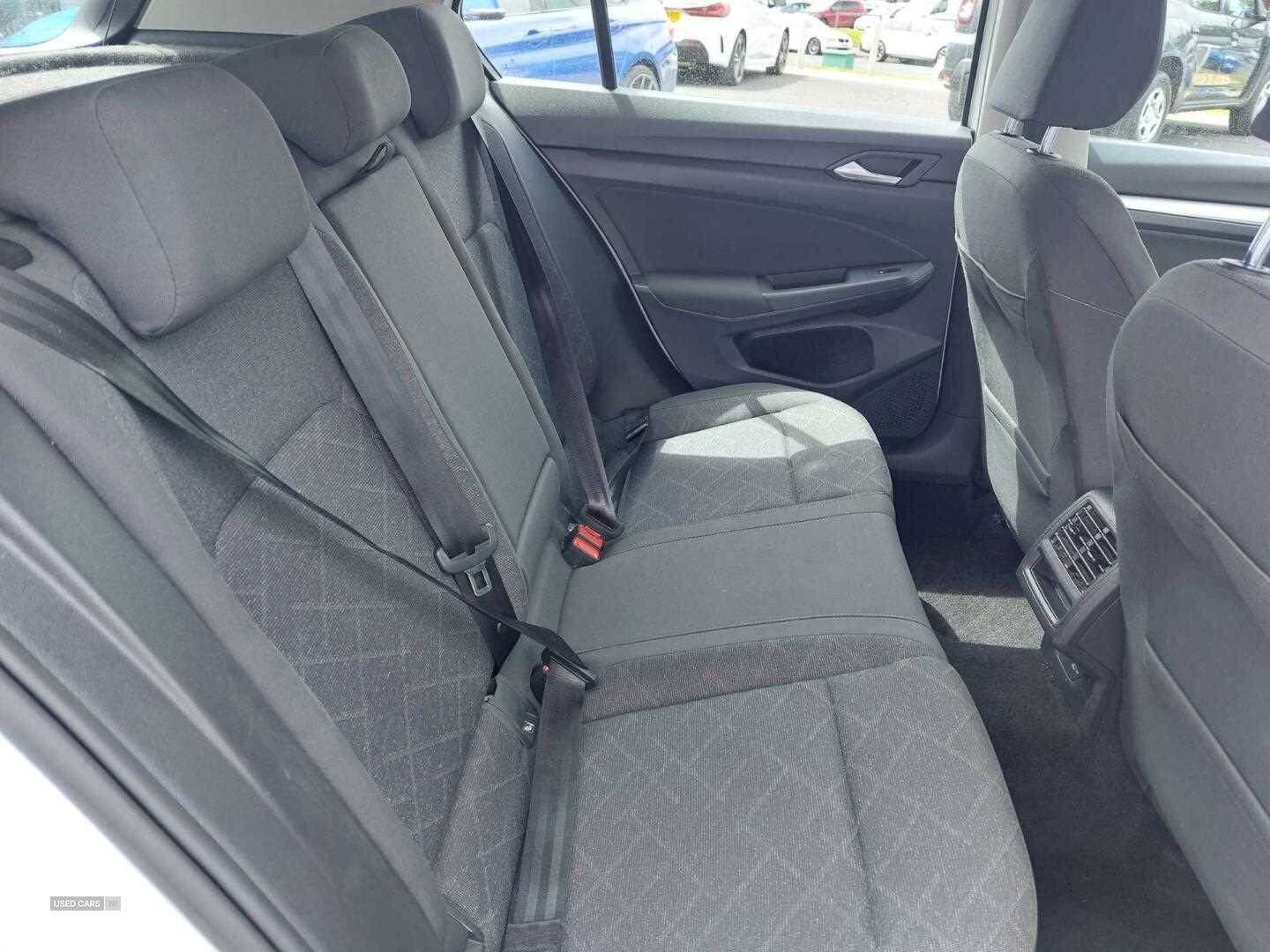 Feb 2022 Volkswagen Golf 1.5 eTSI 150 Life 5dr DSG