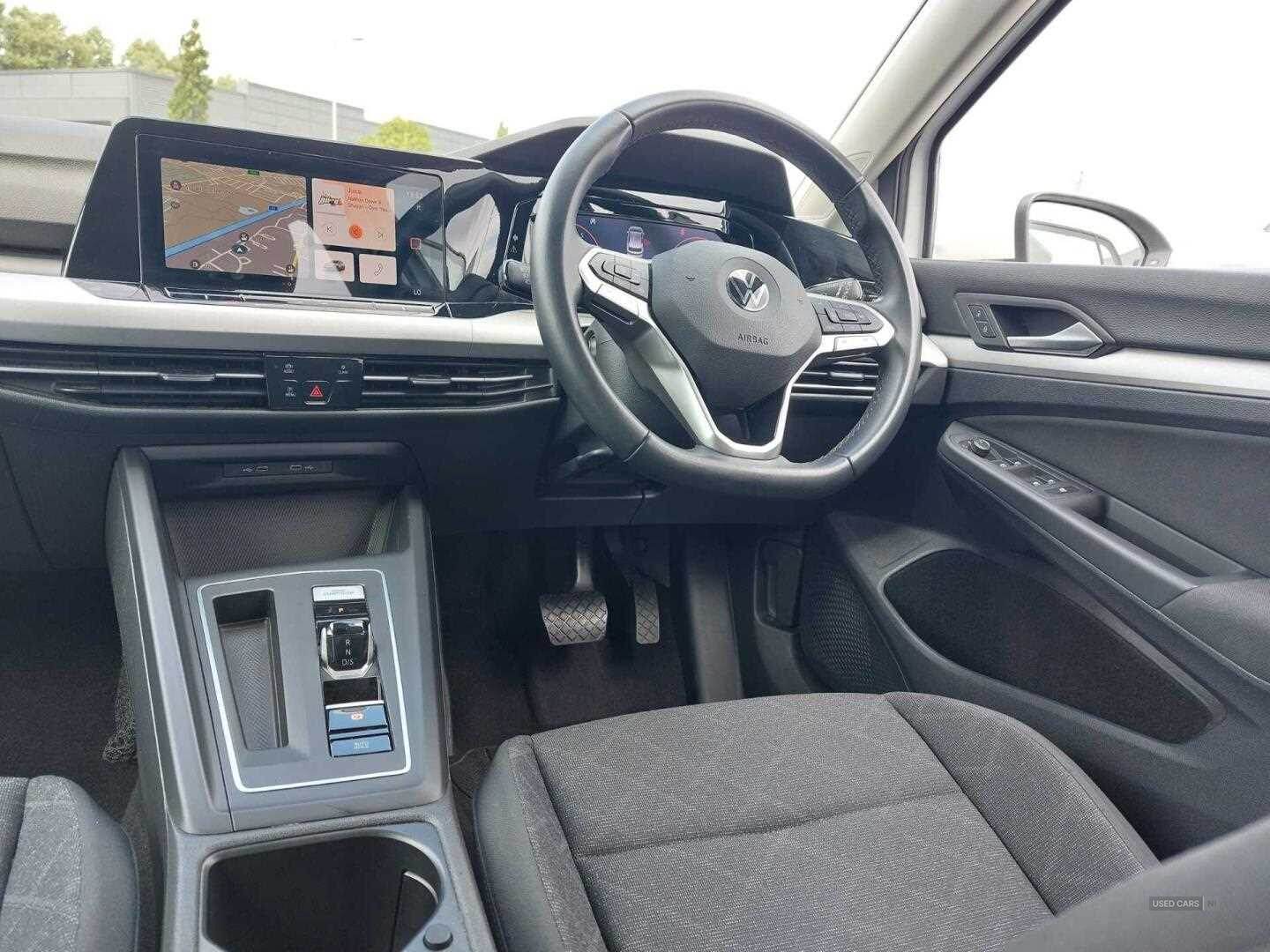 Feb 2022 Volkswagen Golf 1.5 eTSI 150 Life 5dr DSG