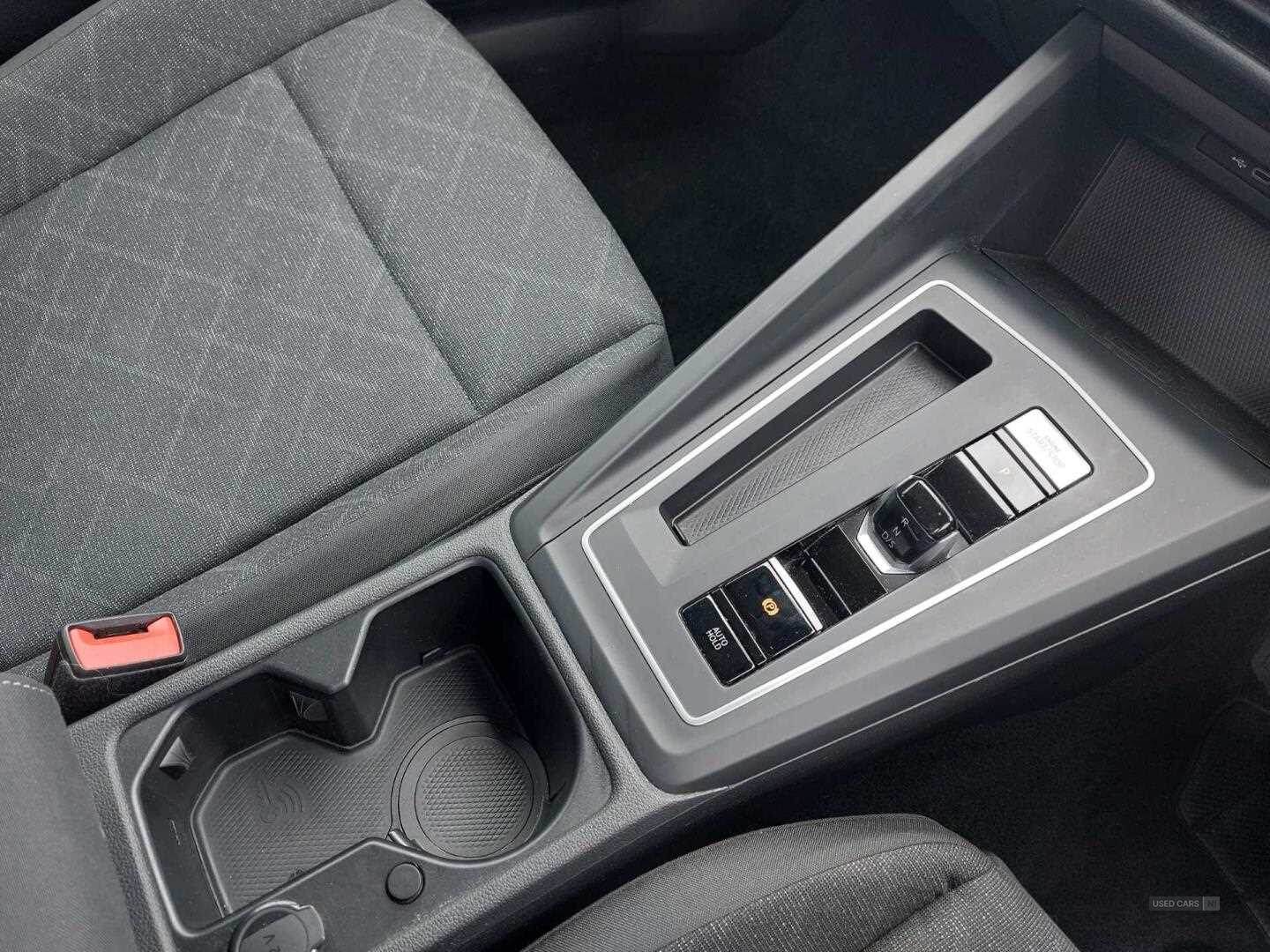 Feb 2022 Volkswagen Golf 1.5 eTSI 150 Life 5dr DSG