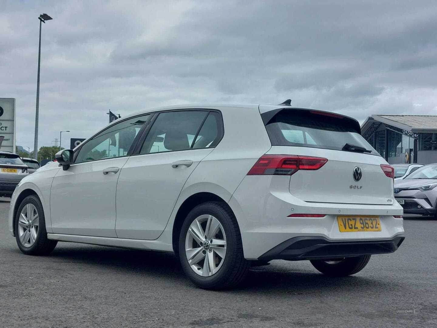 Feb 2022 Volkswagen Golf 1.5 eTSI 150 Life 5dr DSG