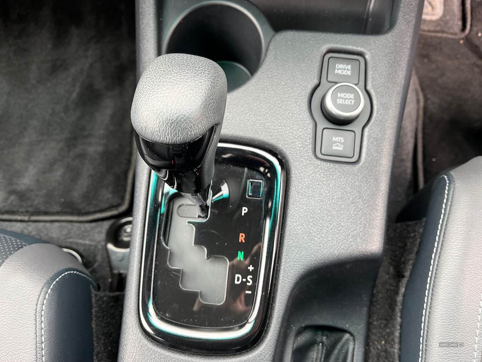 Jan 2025 Toyota Hilux Invincible X D/Cab Pick Up 2.8 Hybrid 48V Auto
