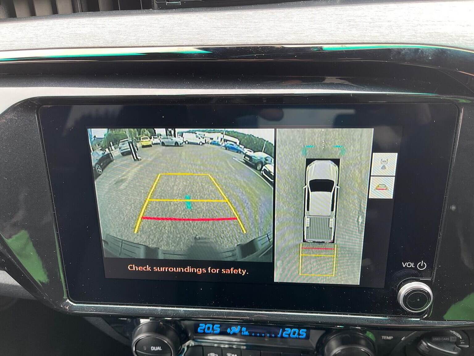Jan 2025 Toyota Hilux Invincible X D/Cab Pick Up 2.8 Hybrid 48V Auto