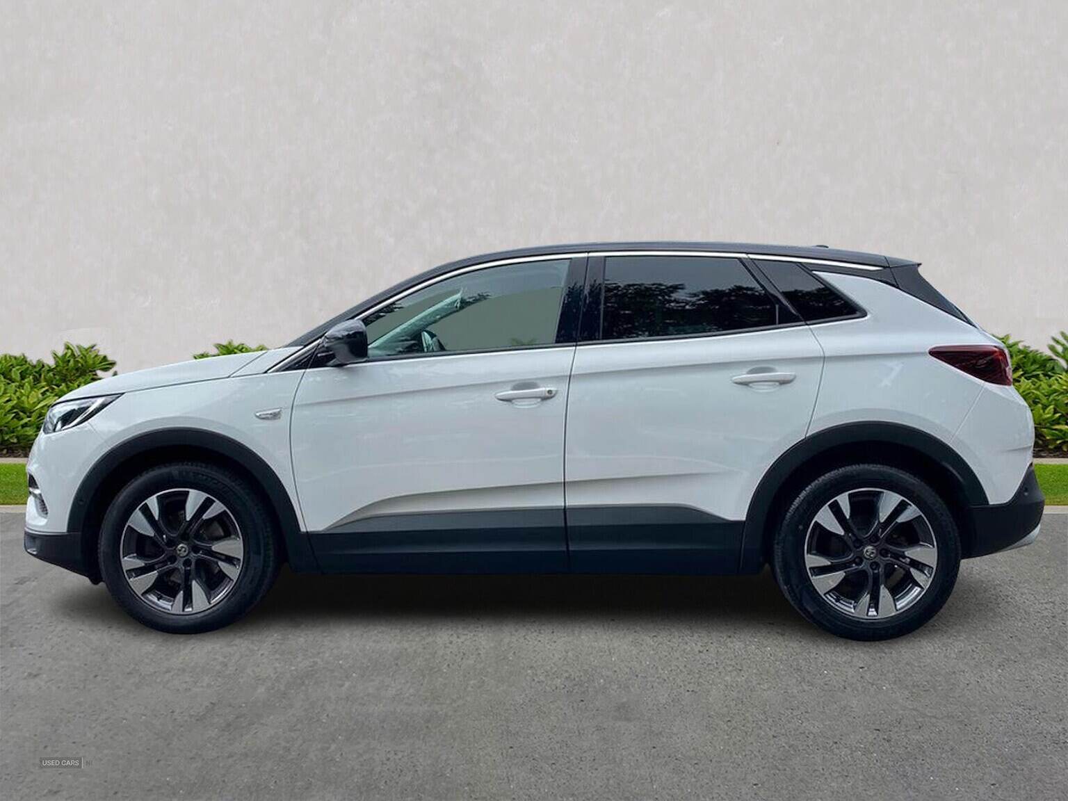 Mar 2021 Vauxhall Grandland X 1.2 Turbo Sri Nav 5Dr
