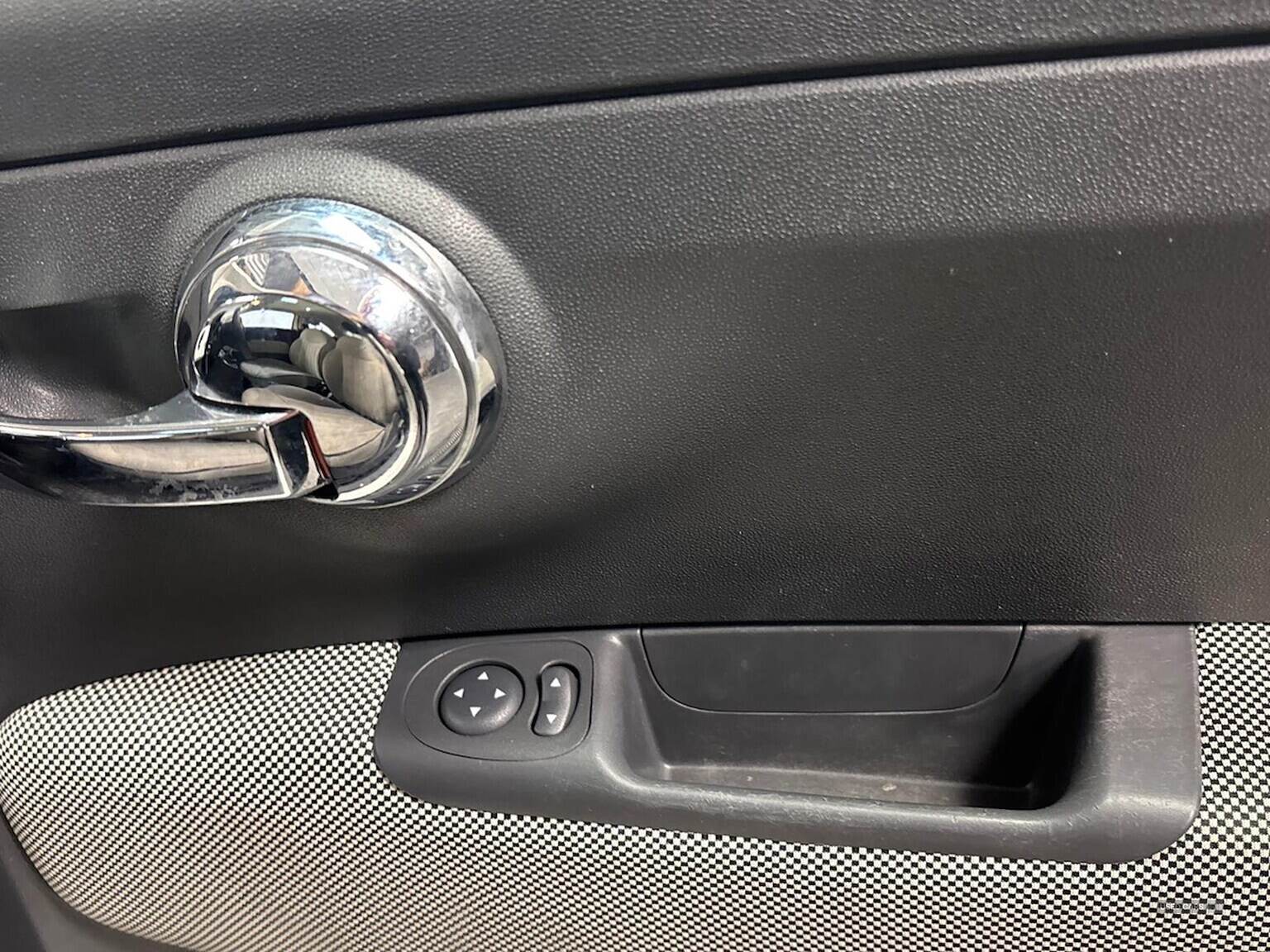 Apr 2013 Fiat 500 1.2 Lounge 3Dr [Start Stop]