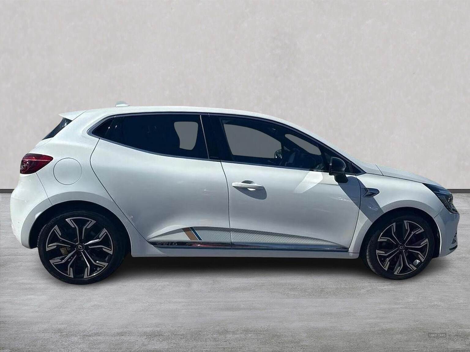 Mar 2021 Renault Clio 1.6 E-Tech Hybrid 140 Launch Edition 5Dr Auto