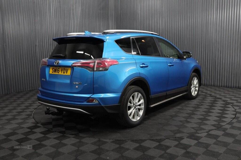 Apr 2016 Toyota RAV4 2.0 D-4D Excel 5dr 2WD