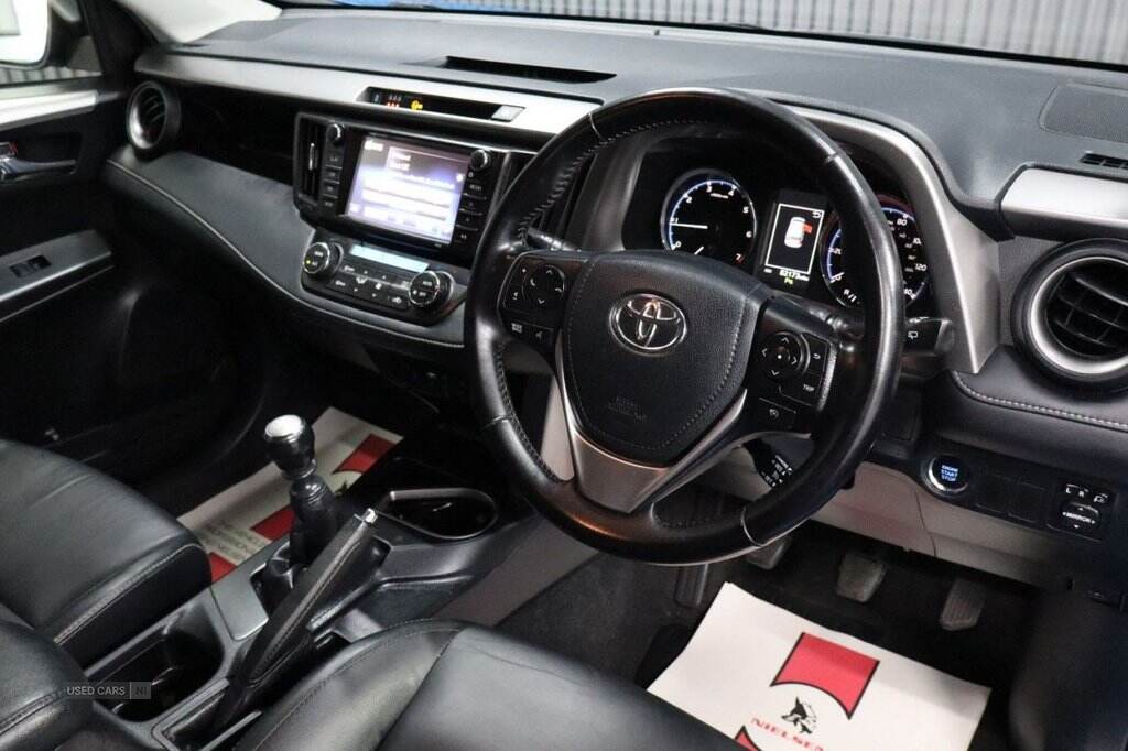 Apr 2016 Toyota RAV4 2.0 D-4D Excel 5dr 2WD