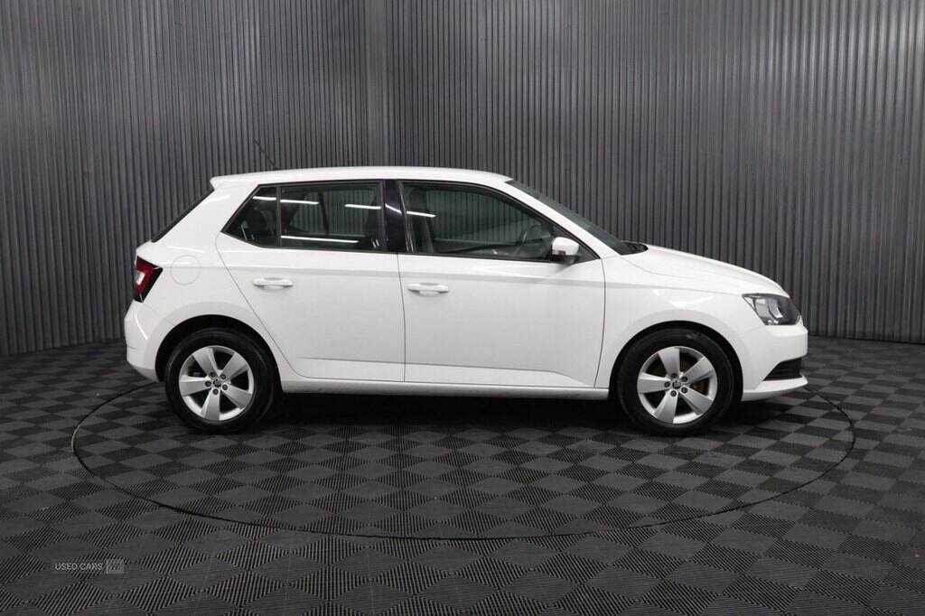 May 2016 Skoda Fabia 1.0 MPI SE 5dr