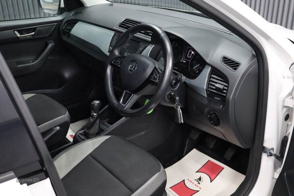 May 2016 Skoda Fabia 1.0 MPI SE 5dr