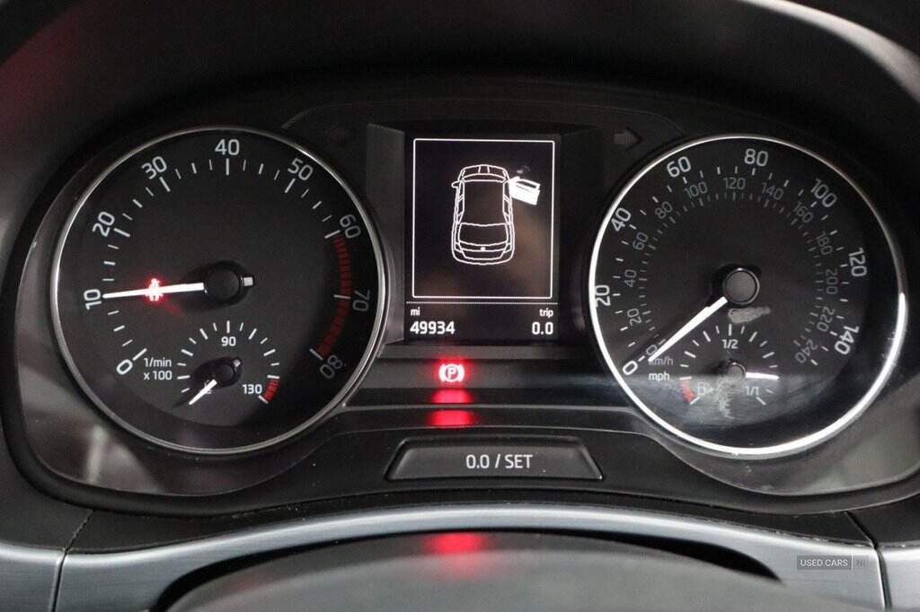 May 2016 Skoda Fabia 1.0 MPI SE 5dr