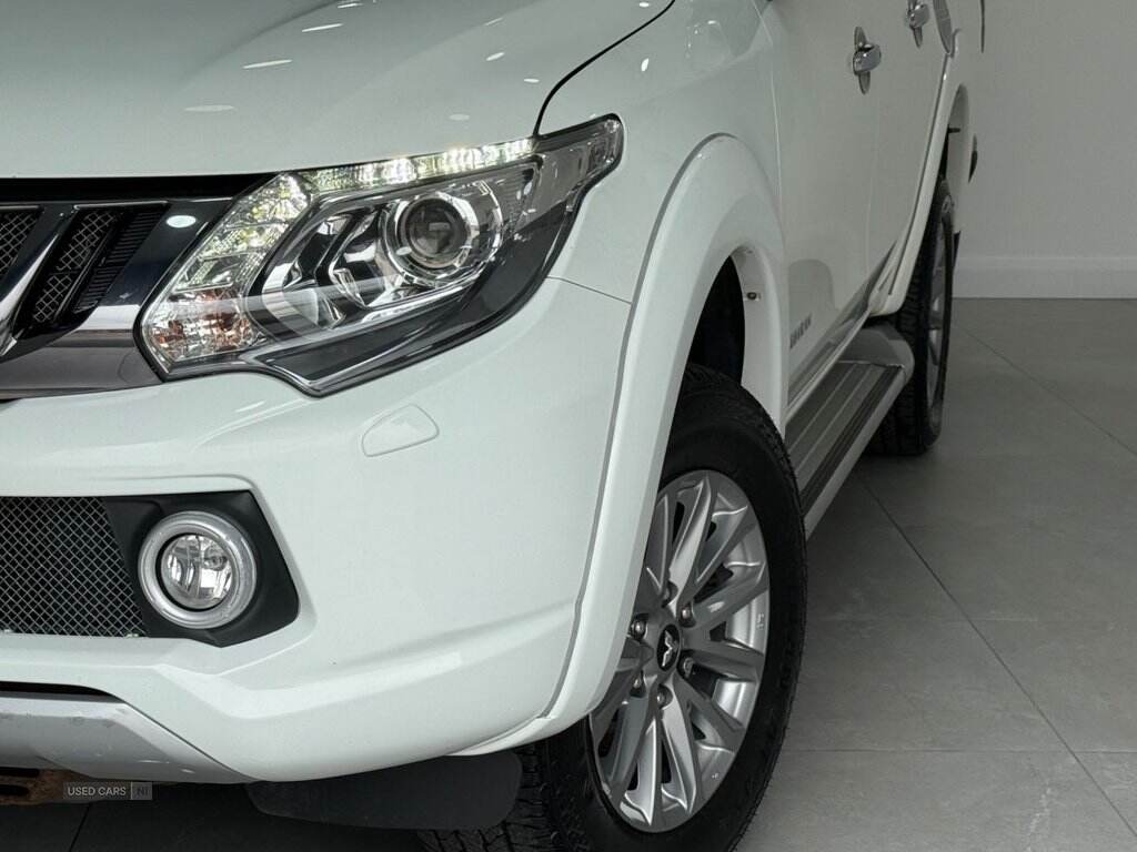 Jul 2017 Mitsubishi L200 Double Cab DI-D 178 Barbarian 4WD