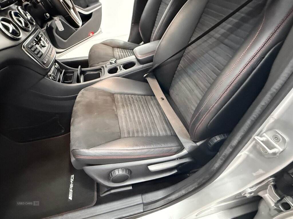 Aug 2014 Mercedes-Benz GLA GLA 220 CDI 4Matic AMG Line 5dr Auto [Premium]