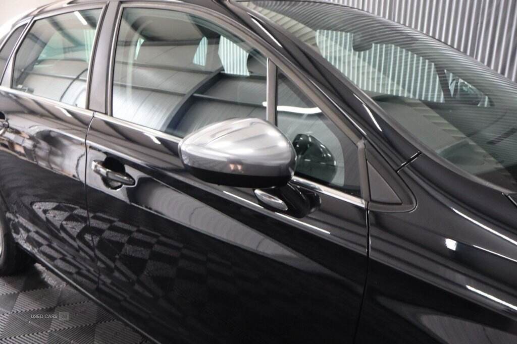Mar 2017 Citroen C4 1.6 BlueHDi [120] Flair 5dr