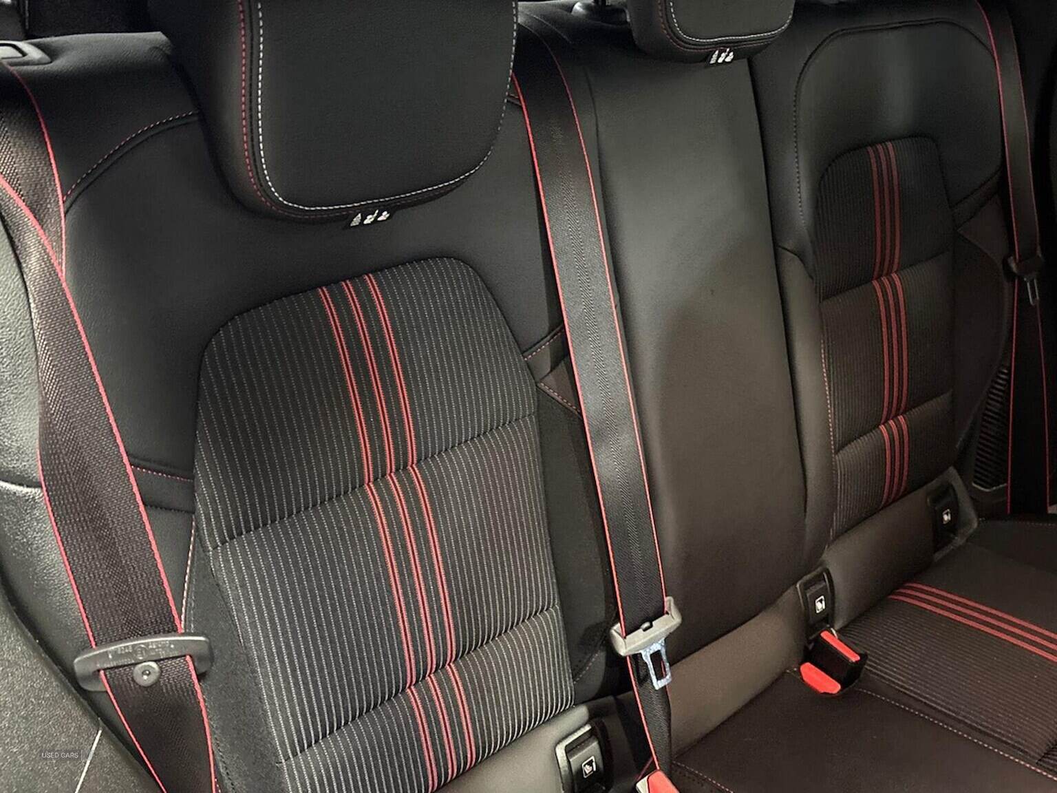Feb 2022 Renault Clio 1.6 E-Tech Hybrid 140 Rs Line 5Dr Auto