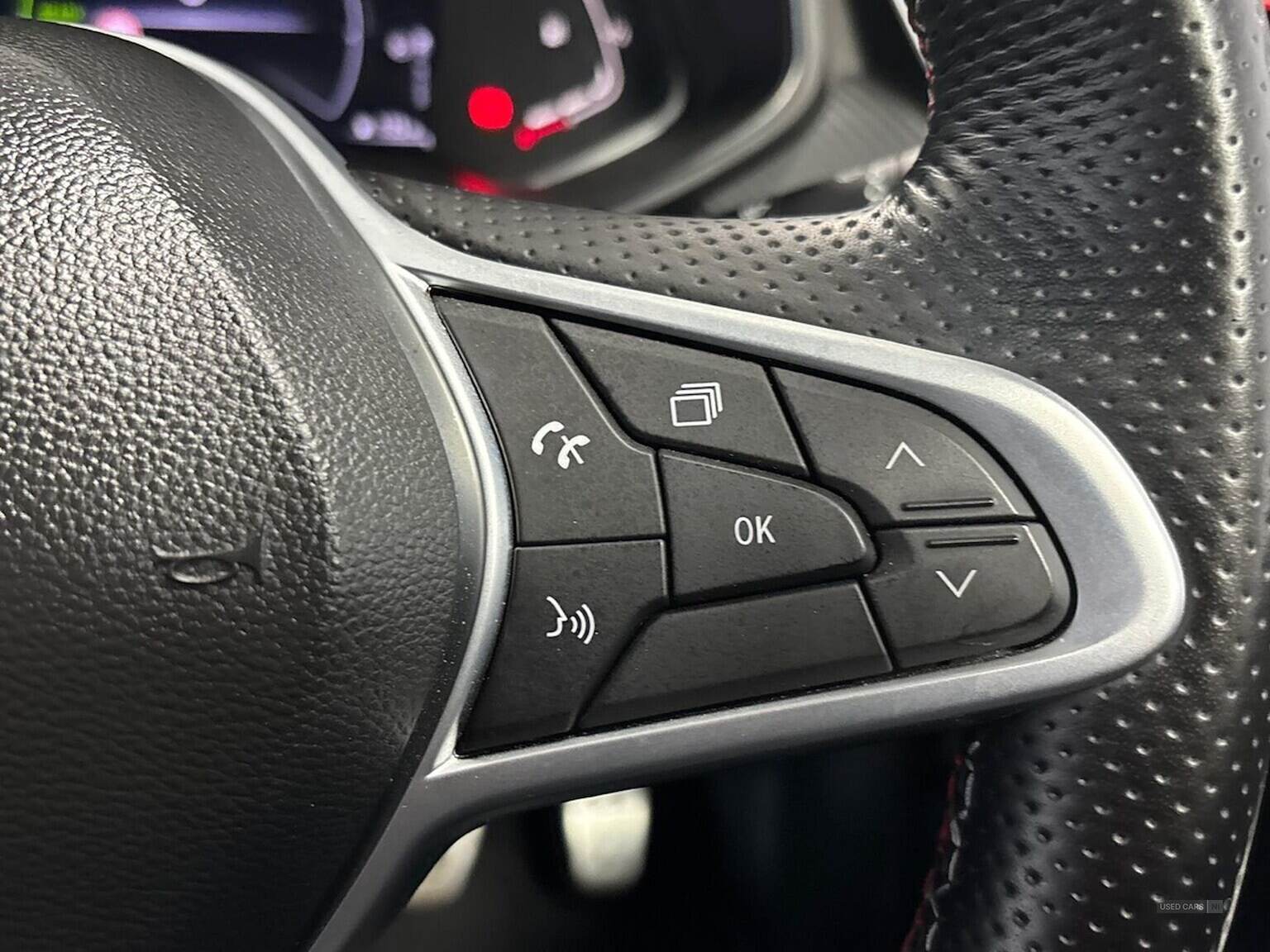 Feb 2022 Renault Clio 1.6 E-Tech Hybrid 140 Rs Line 5Dr Auto