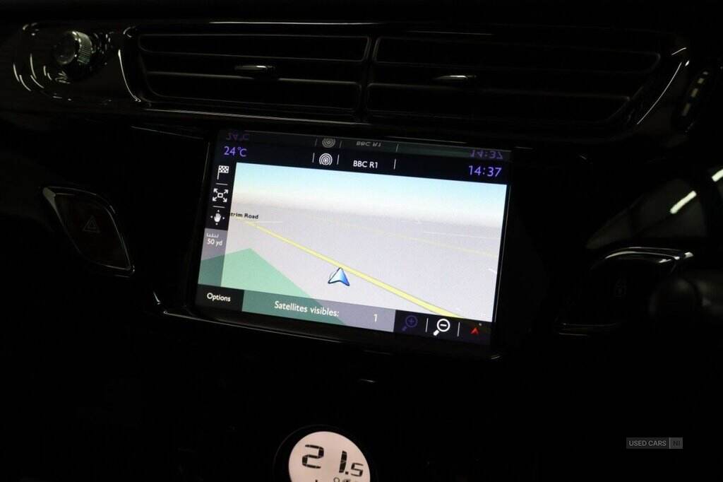 Dec 2015 DS AUTOMOBILES 1.6 BlueHDi DStyle Nav 3dr