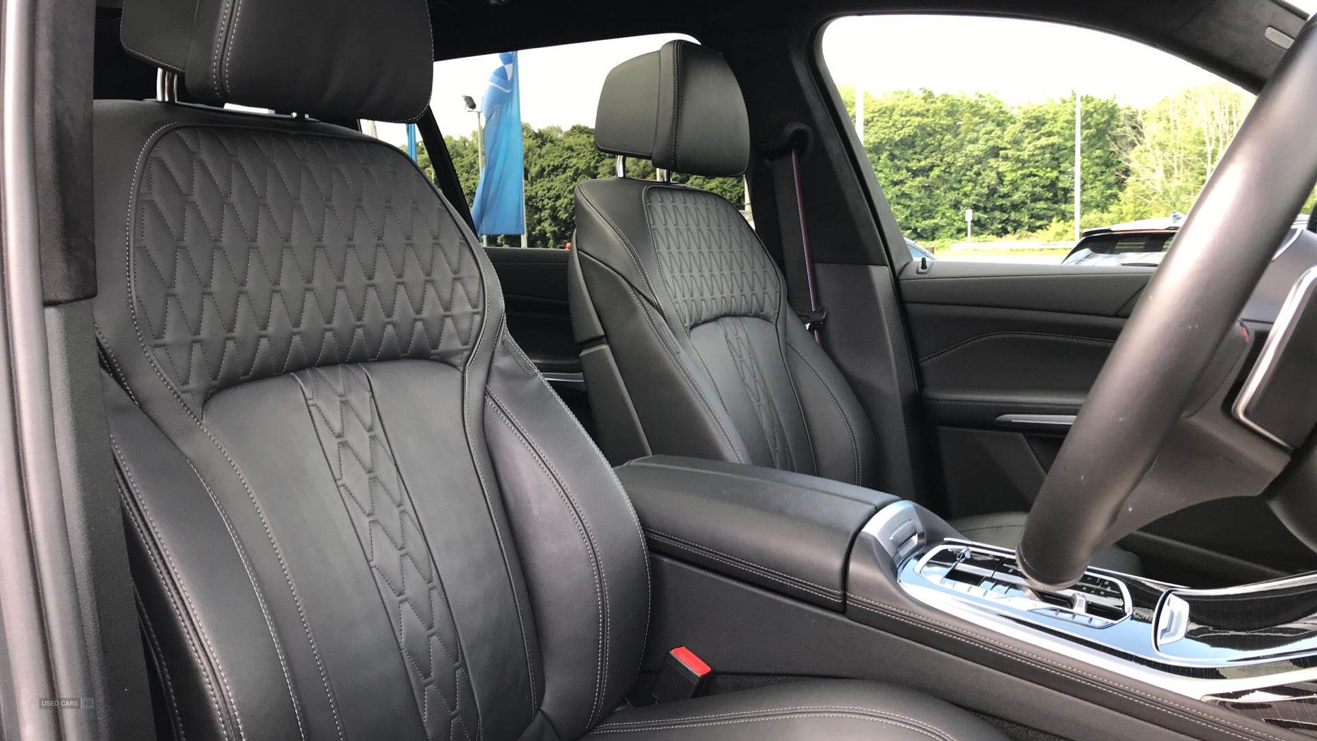 Jun 2023 BMW X7 xDrive M60i 5dr Step Auto