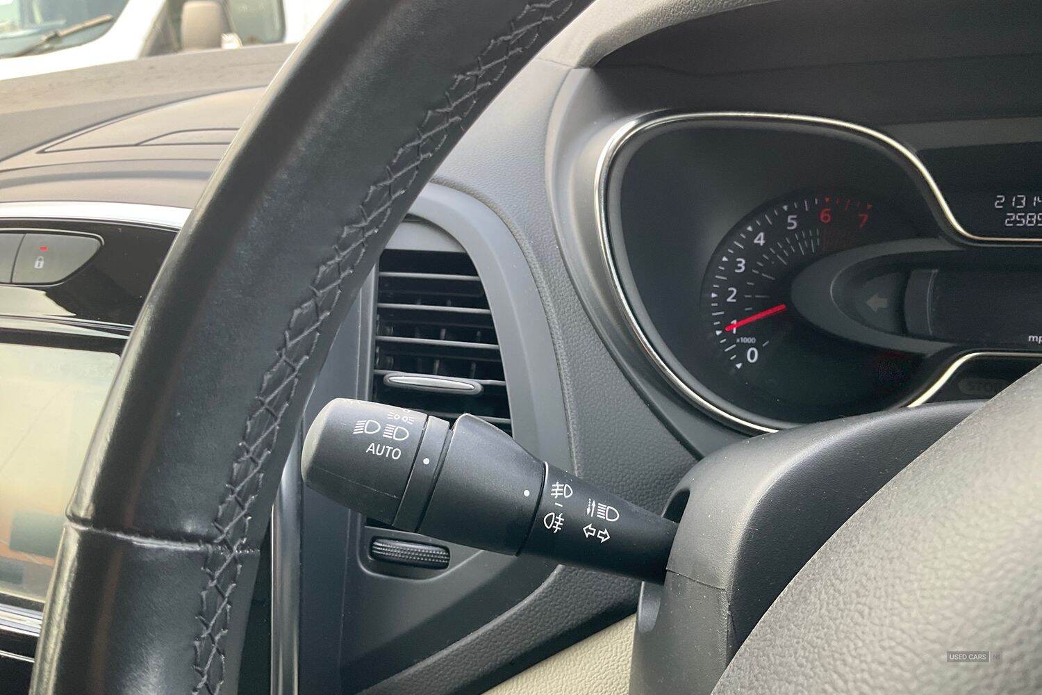 Jun 2019 Renault Captur 0.9 TCE 90 GT Line 5dr