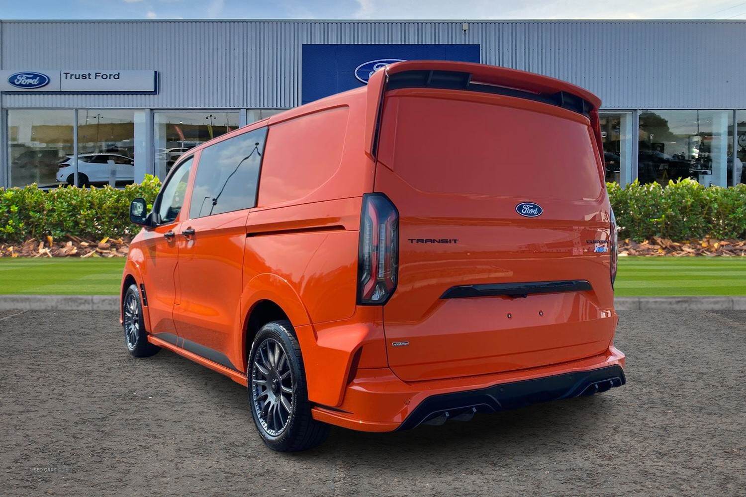 Ford Transit Custom 320 MSRT AUTO L2 LWB Double Cab In Van 2.5 232PS PHEV CVT 6.2 FWD Low Roof, LIFTGATE REAR CARGO DOORS, TOW BAR