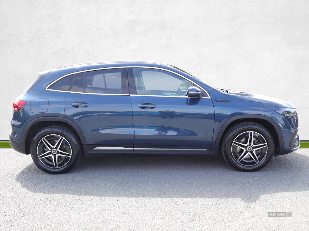 Apr 2022 Mercedes-Benz EQA EQA 350 4Matic 215kW AMG Line 66.5kWh 5dr Auto