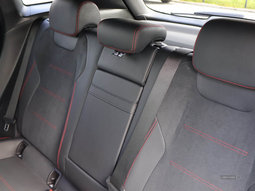 Apr 2022 Mercedes-Benz EQA EQA 350 4Matic 215kW AMG Line 66.5kWh 5dr Auto