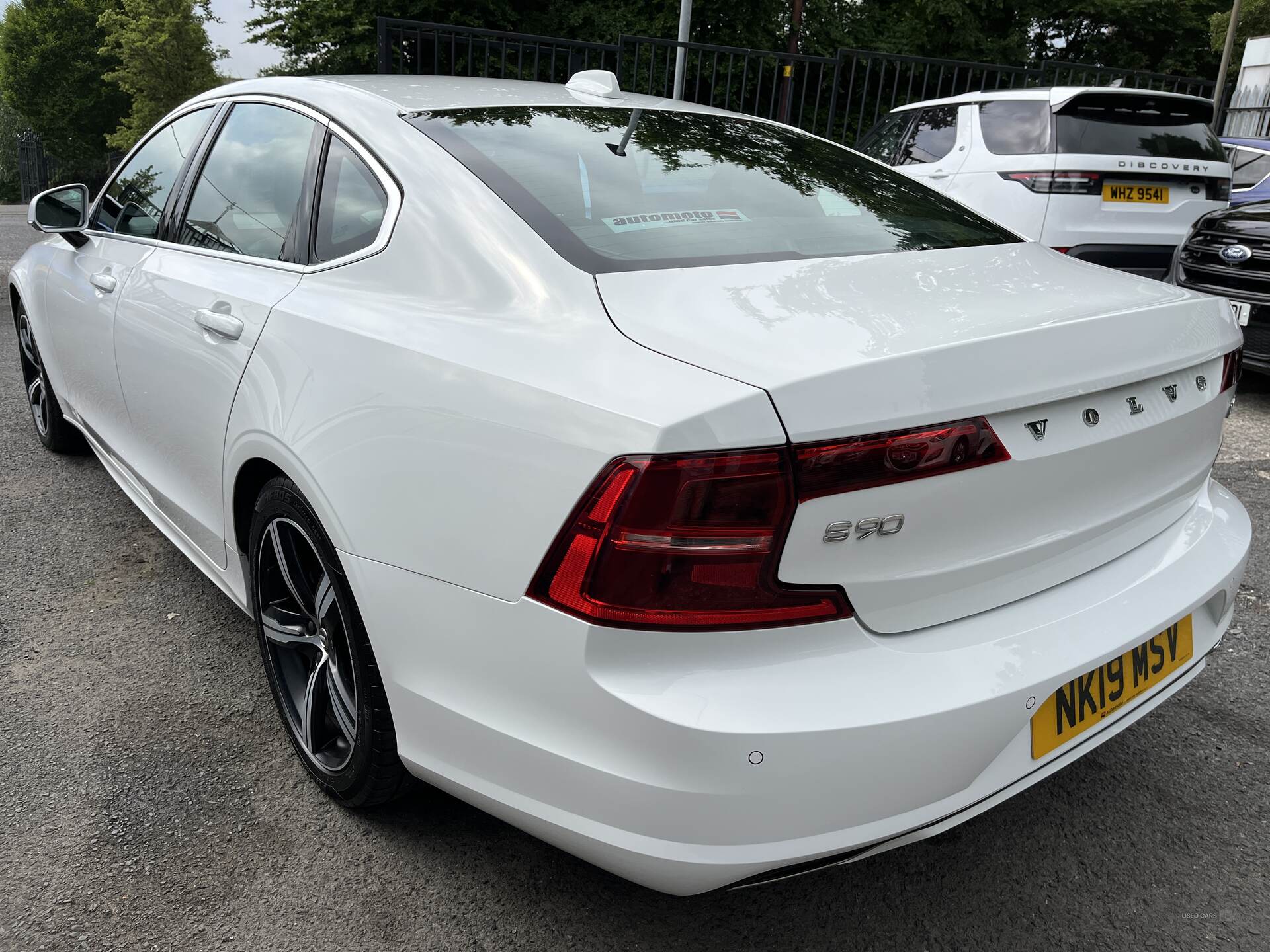 Mar 2019 Volvo S90 2.0 D4 R DESIGN 4dr Geartronic