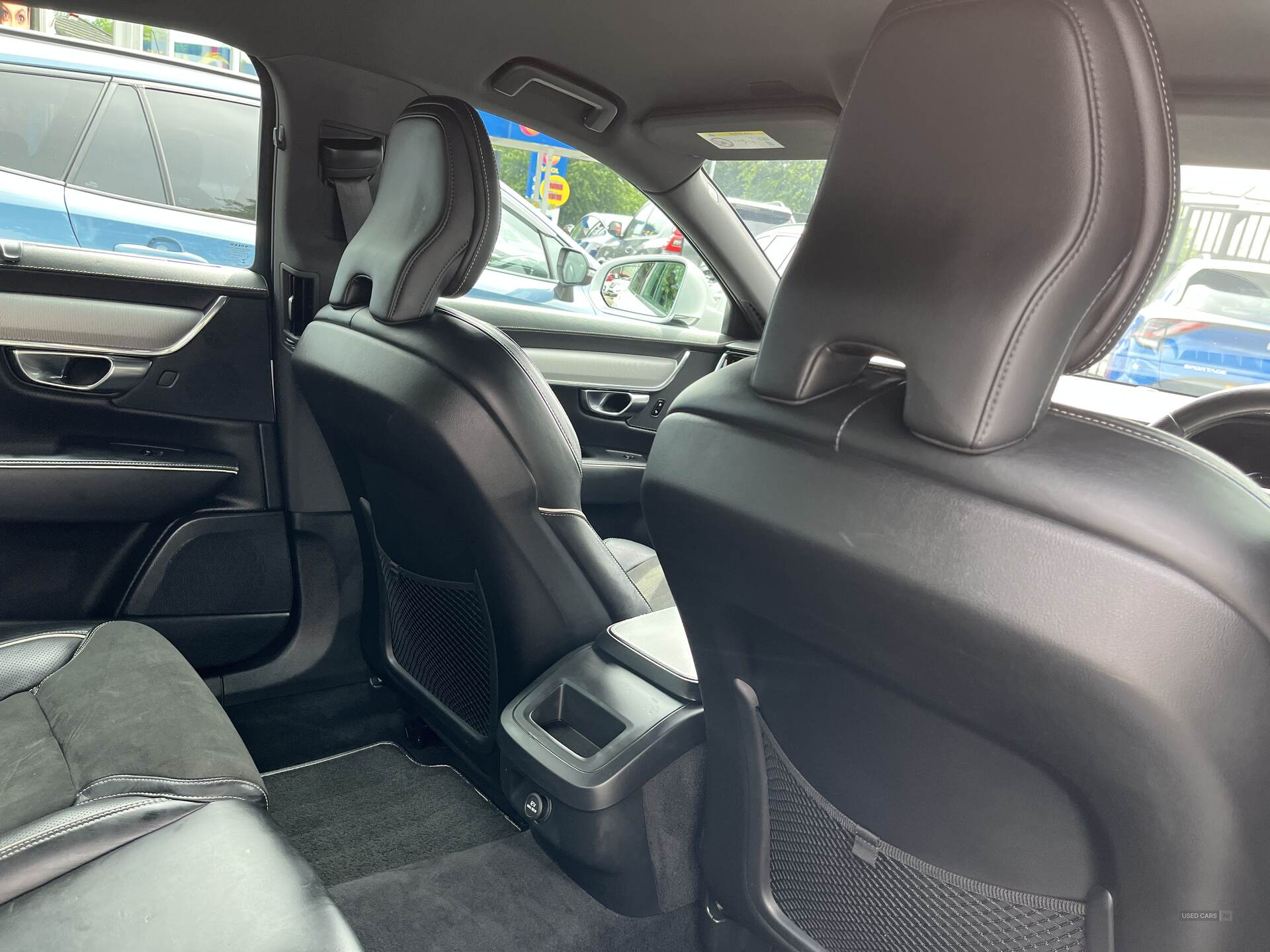 Mar 2019 Volvo S90 2.0 D4 R DESIGN 4dr Geartronic