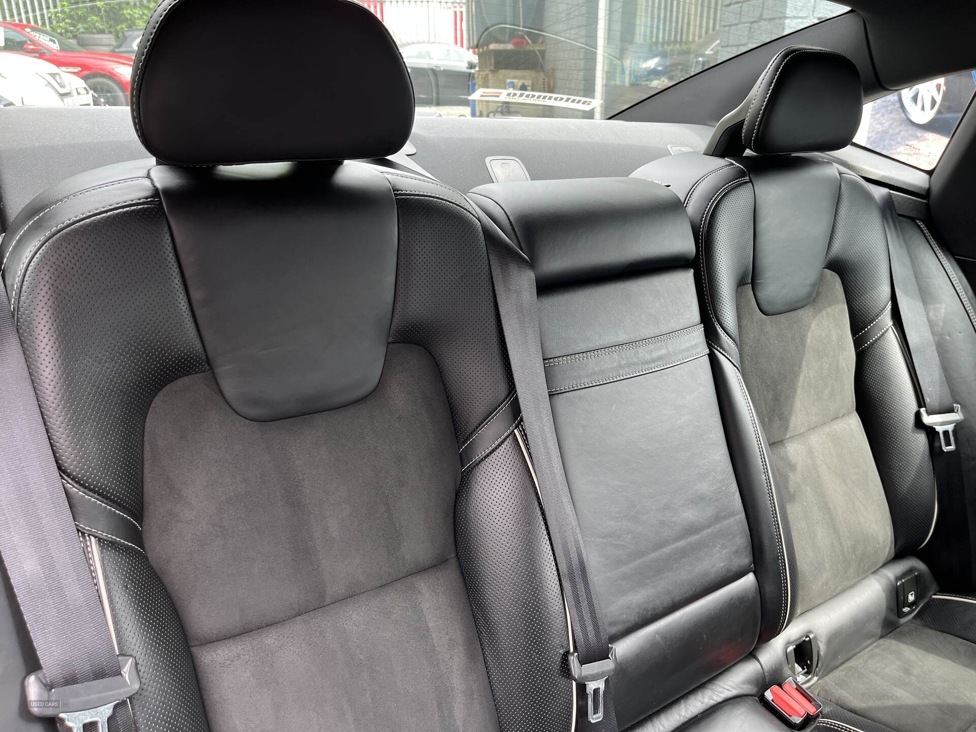 Mar 2019 Volvo S90 2.0 D4 R DESIGN 4dr Geartronic