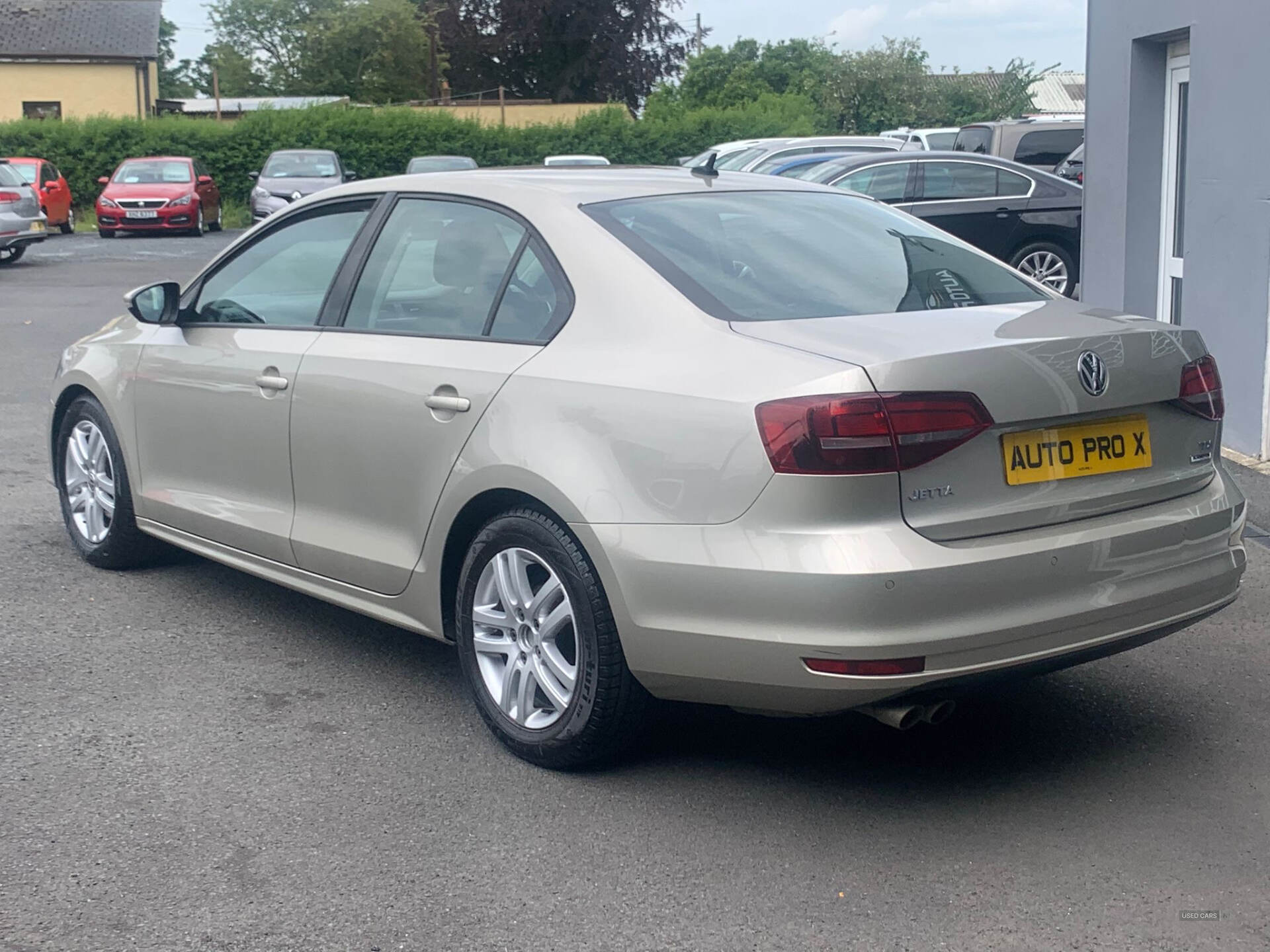 Volkswagen Jetta DIESEL SALOON in Antrim