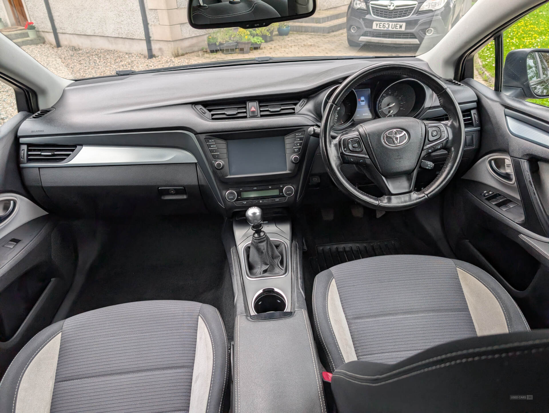 Toyota Avensis DIESEL SALOON in Tyrone
