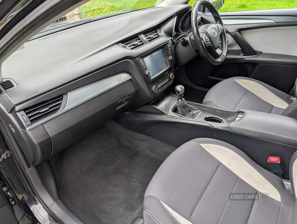 Toyota Avensis DIESEL SALOON in Tyrone